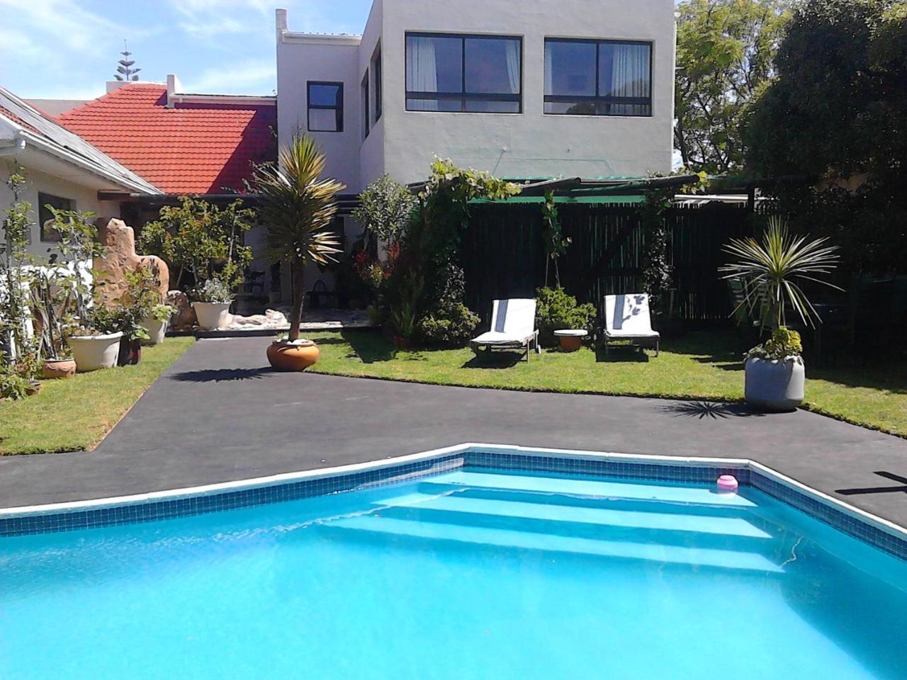 Port House Hotel Bloubergstrand Kültér fotó
